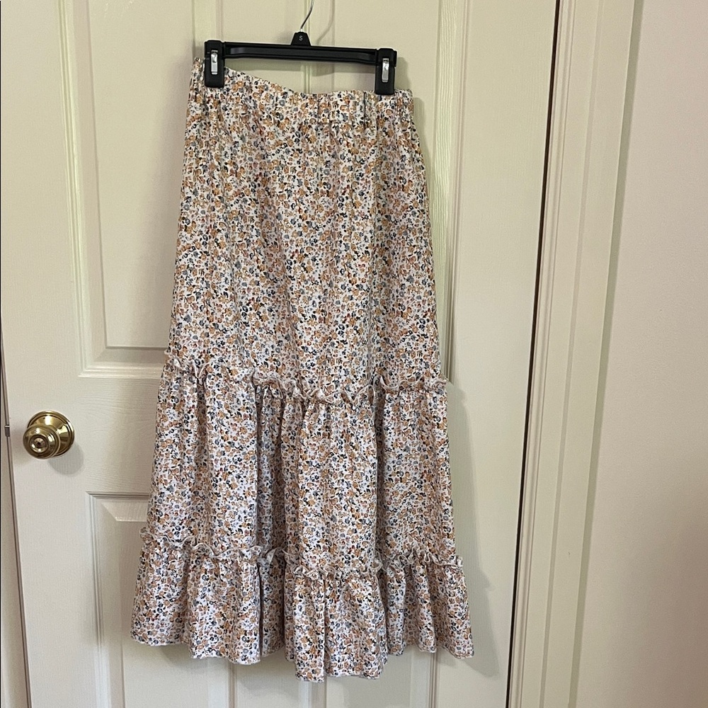 Floral Tiered Maxi Skirt